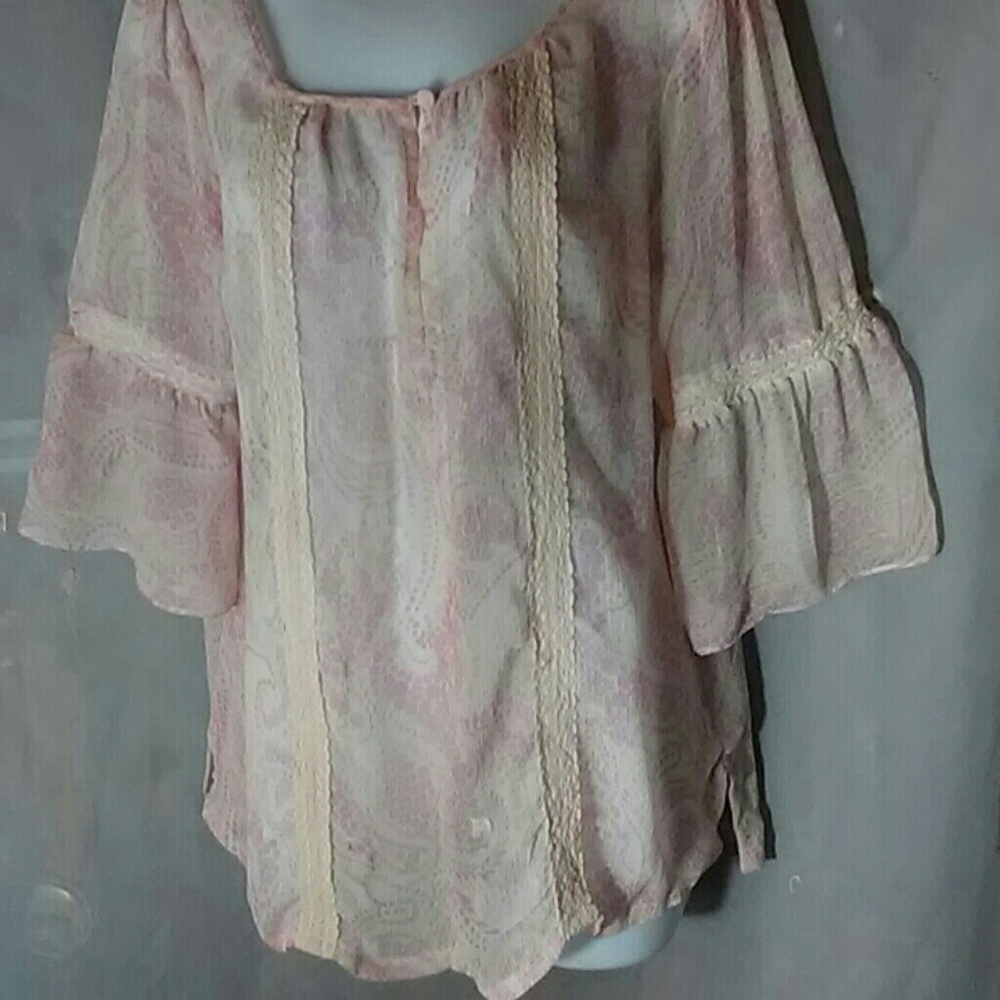 NWOT Lauren Conrad Blouse